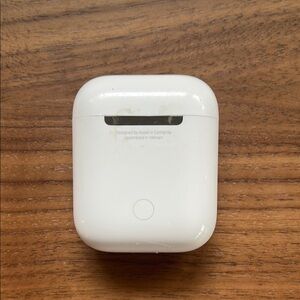 White Wireless Earbuds Charging Case